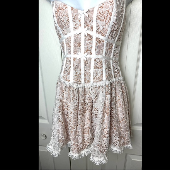 New FOR LOVE & LEMONS Jelena Strapless Lace Dress Ivory Nude Bow Front Mini NWT - Picture 4 of 14